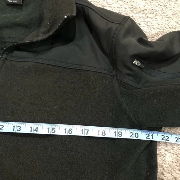 Fleece Zip Up Men’s Jacket with Arm Zipper Pocket - Picture 4 of 5